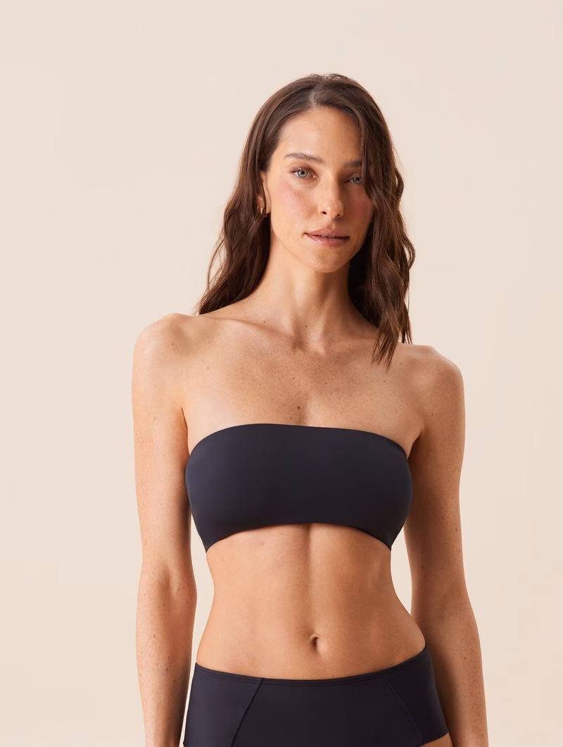 Brasier Top Banda con Copas Removibles en Microfibra – Negro