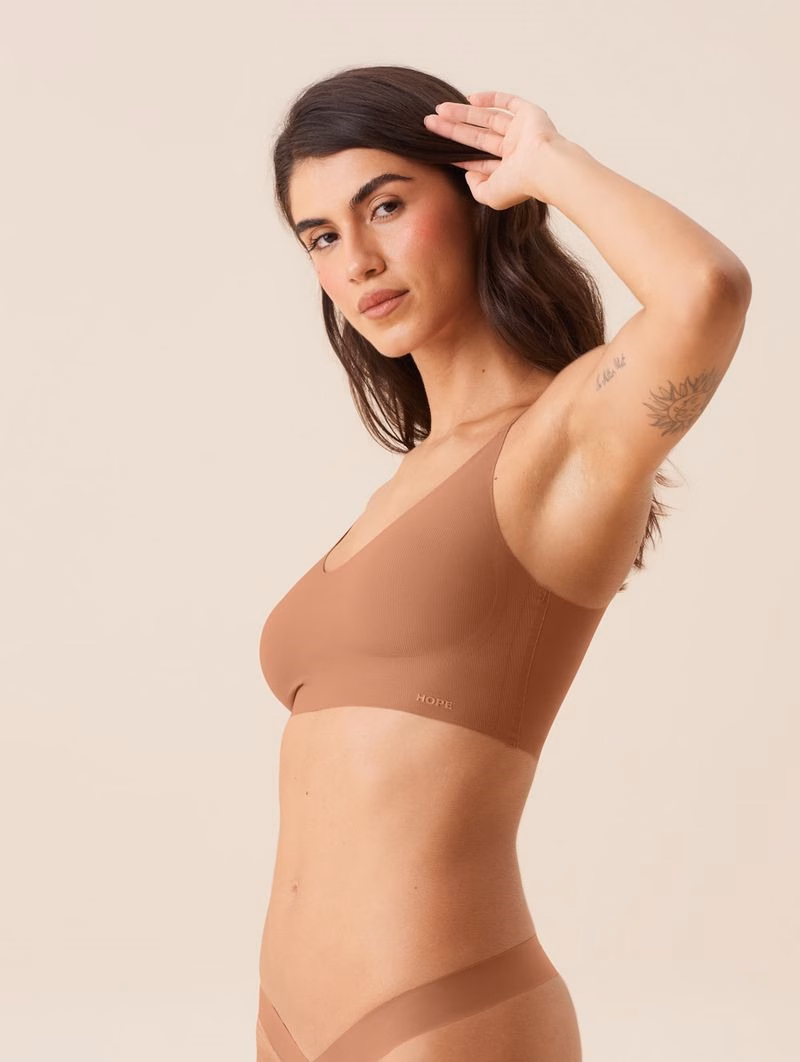 Brasier Top Naked con Copas Removibles – Marrón - Image 3
