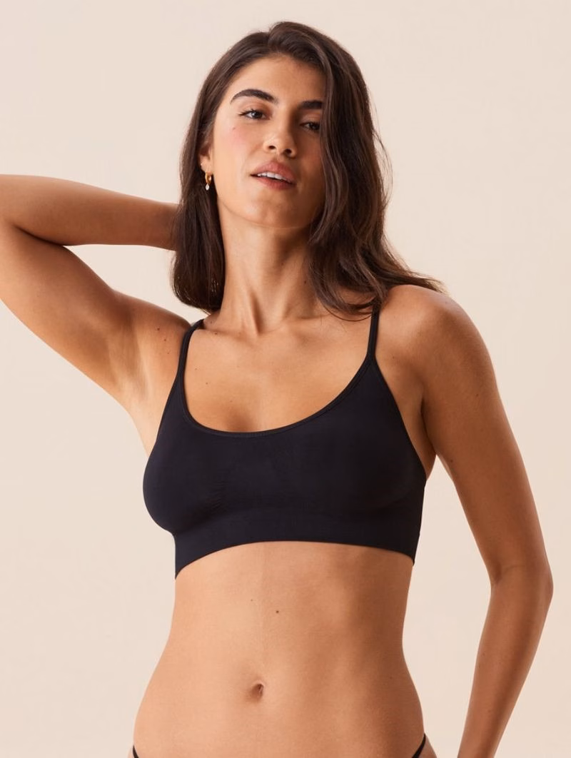 Brasier Top de Microfibra Light sin Copas ni Aros – Negro